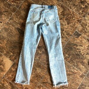 Abercrombie & Fitch Jeans. Size 27/4 R. The 90s Straight. Ultra High Rise